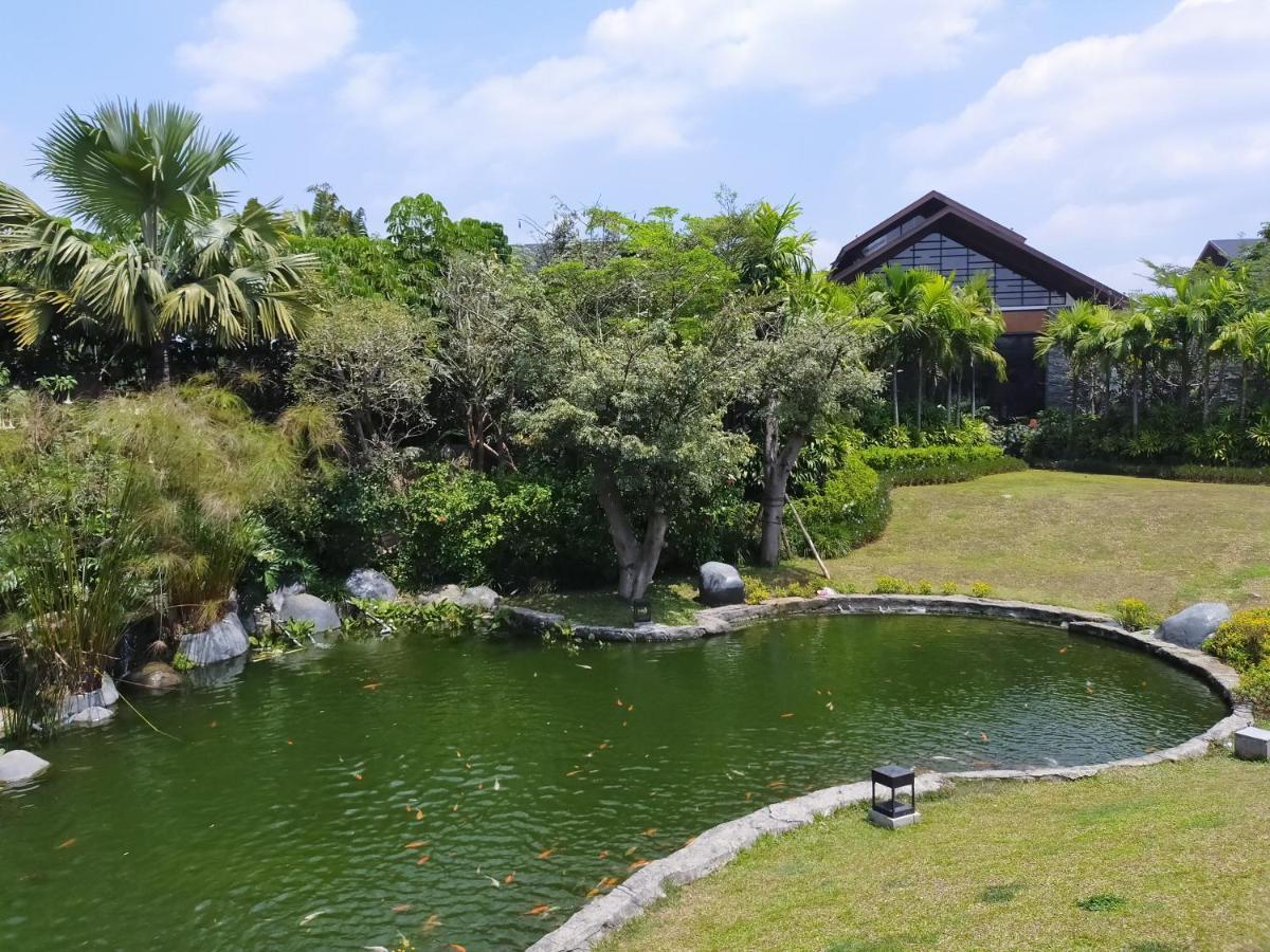 Vimala Hill Villa And Resort - 3 Bedrooms Bogor Eksteriør billede